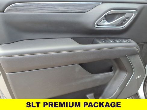 Certified 2023 GMC Yukon XL SLT w/ SLT Premium Package AWD/4WD image 13