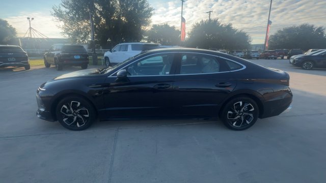Used 2025 Hyundai Sonata SEL FWD image 5
