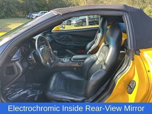 Used 2002 Chevrolet Corvette Convertible w/ Preferred Equipment Group2 image 9