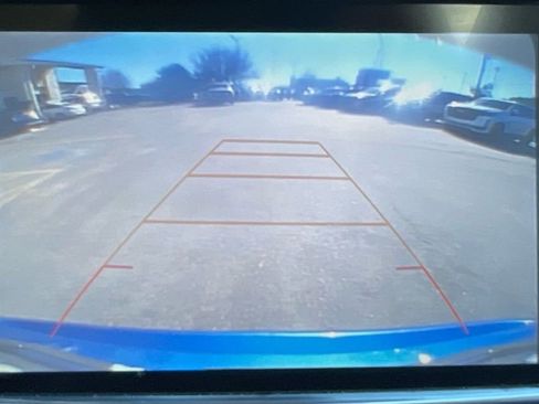 Used 2018 Buick Encore Essence FWD image 27