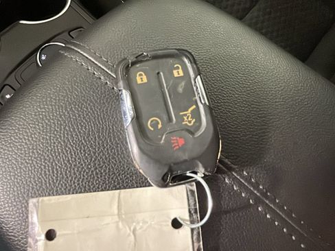 Used 2019 GMC Terrain SLE w/ Driver Convenience Package FWD image 24