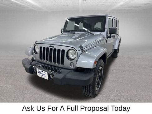 Used 2014 Jeep Wrangler Unlimited Sahara AWD/4WD image 6
