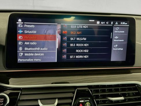 Used 2023 BMW 530i xDrive w/ Premium Package AWD/4WD image 15