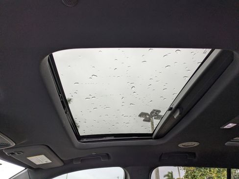 Used 2022 Chevrolet Traverse Premier image 22