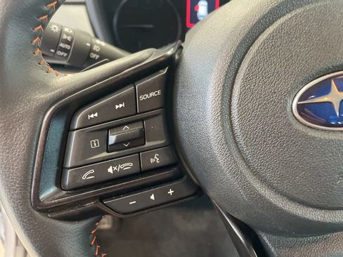 Used 2024 Subaru Crosstrek 2.5i Limited AWD/4WD image 25