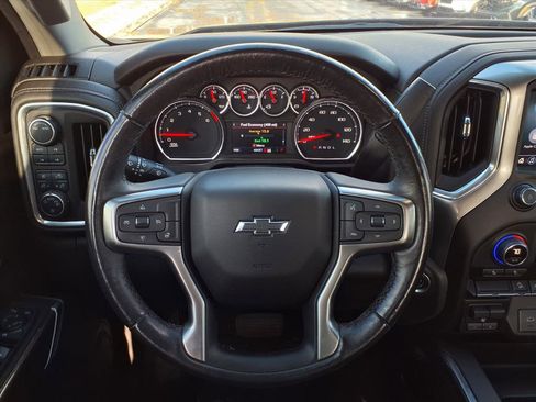 Used 2021 Chevrolet Silverado 1500 LT Trail Boss w/ LPO, Dark Essentials Package image 15