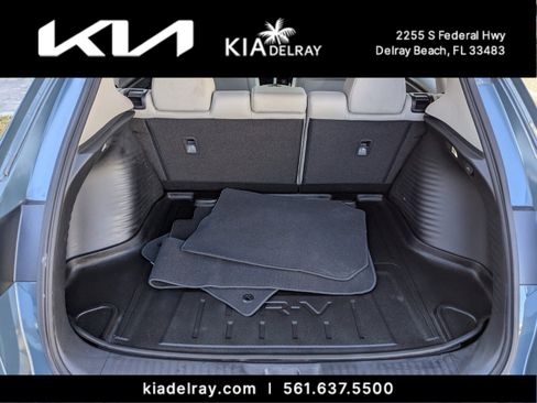 Used 2023 Honda HR-V LX image 16