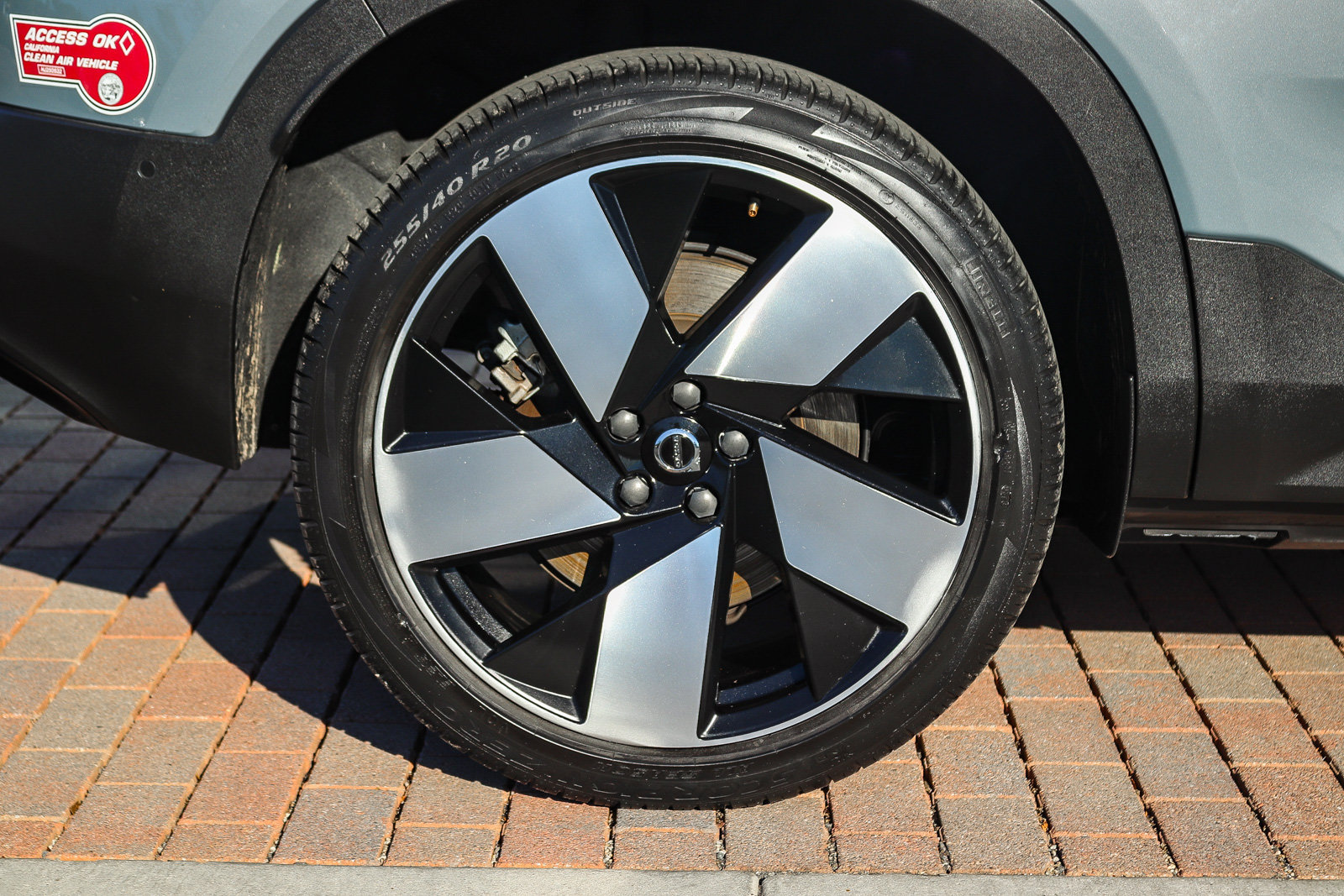 Used 2023 Volvo C40 P8 Recharge Ultimate AWD/4WD image 10