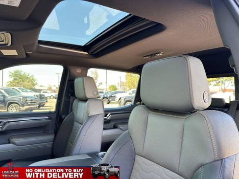 Used 2024 Chevrolet Silverado 1500 ZR2 w/ Technology Package image 18