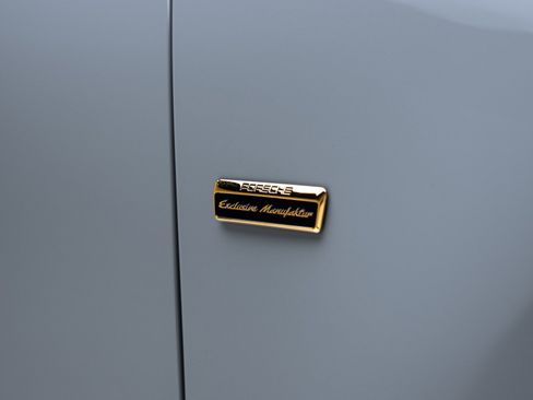 Used 2023 Porsche 911 Sport Classic image 16