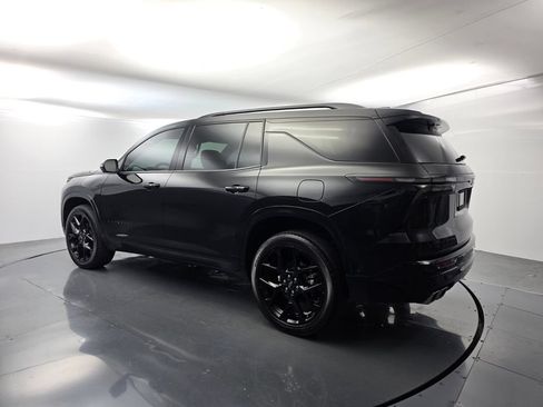 Used 2024 Chevrolet Traverse RS FWD image 6
