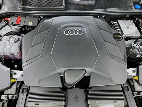 New 2026 Audi Q8 Premium Plus image 30