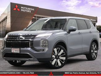 New 2026 Mitsubishi Outlander SE video 1