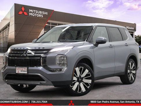 New 2026 Mitsubishi Outlander SE image 1