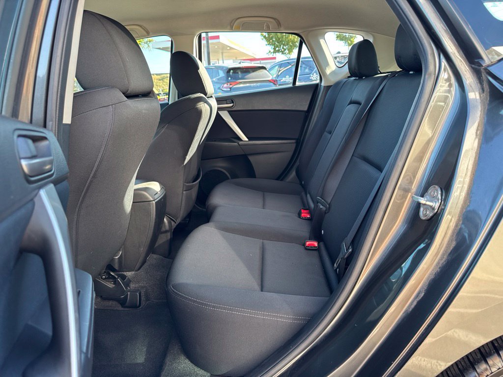 Used 2011 MAZDA MAZDA3 s Sport FWD image 24