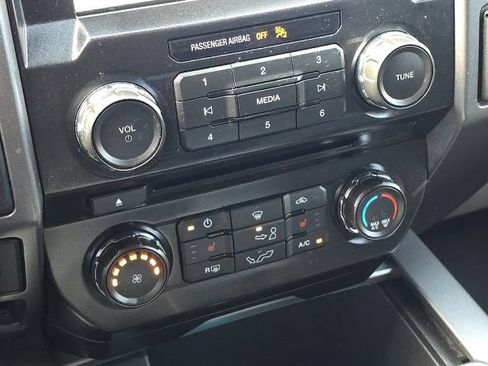 Used 2017 Ford F150 XLT w/ Equipment Group 302A Luxury RWD image 29