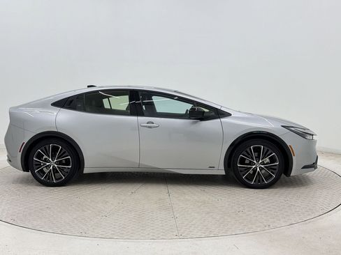 Used 2024 Toyota Prius Limited AWD/4WD image 7