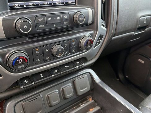 Used 2018 GMC Sierra 1500 SLT image 7