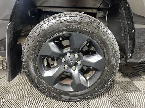 Used 2019 RAM 1500 Big Horn AWD/4WD image 12