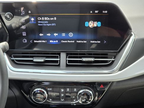 New 2026 Chevrolet Trax LT w/ Midnight Edition FWD image 8