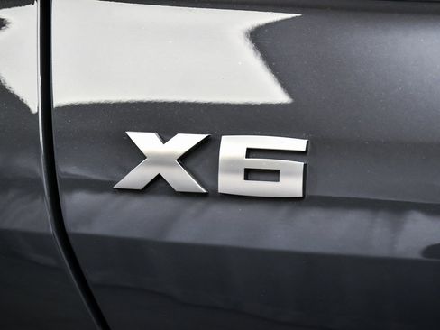 Used 2023 BMW X6 M50i w/ Executive Package image 96