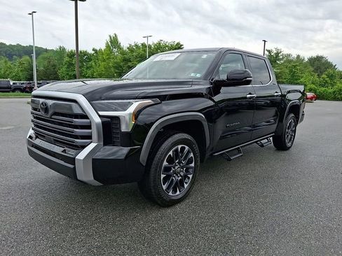 Certified 2025 Toyota Tundra Limited AWD/4WD image 3