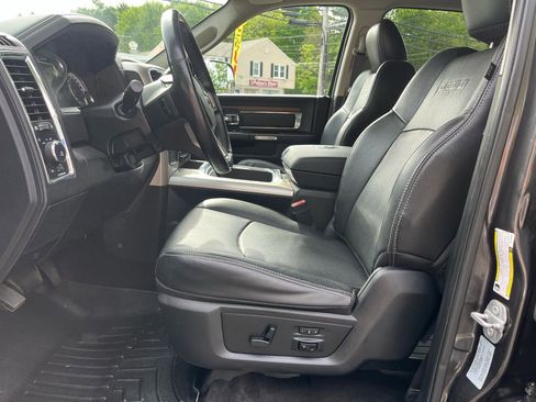 Used 2017 RAM 2500 Laramie w/ Snow Chief Group AWD/4WD image 14