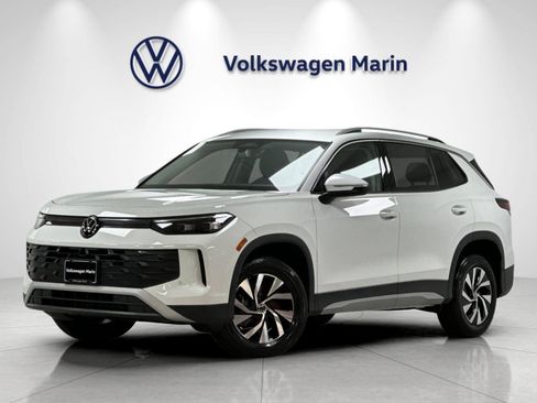 New 2026 Volkswagen Tiguan S AWD/4WD image 1