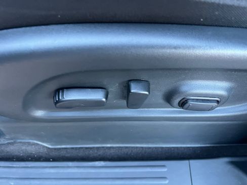 Certified 2023 Nissan Titan SV w/ SV Utility Package image 18