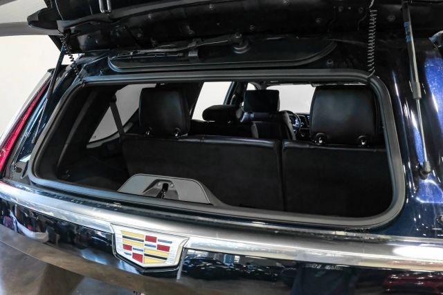 Used 2022 Cadillac Escalade Premium Luxury Platinum AWD/4WD image 53