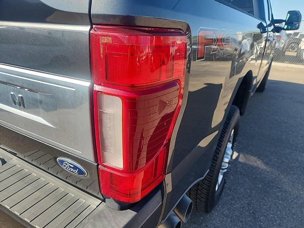 Used 2020 Ford F250 Platinum w/ FX4 Off-Road Package AWD/4WD image 14