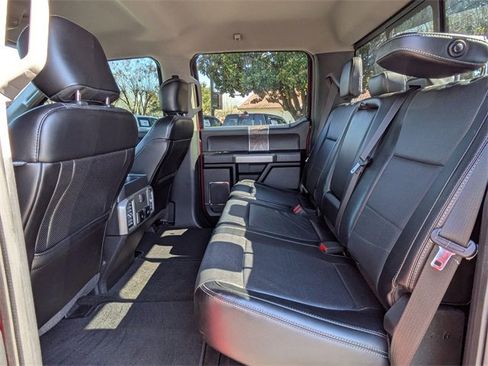 Used 2017 Ford F250 Lariat w/ Chrome Package image 15