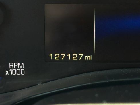 Used 2014 Cadillac ATS Luxury w/ Cold Weather Package RWD image 20