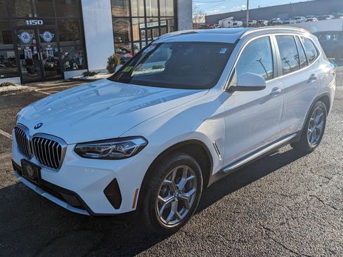 Used 2022 BMW X3 xDrive30i w/ Convenience Package w/ZPA image 2