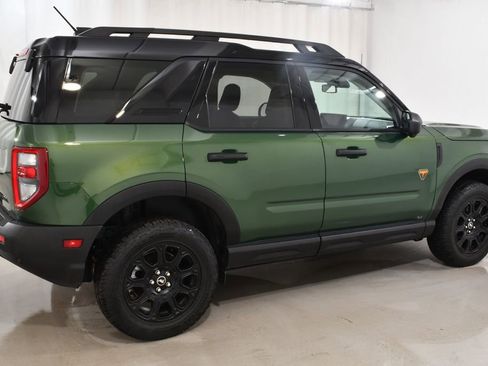 Used 2025 Ford Bronco Sport Badlands image 11