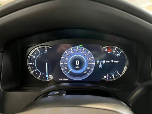 Used 2016 Cadillac Escalade ESV Platinum AWD/4WD image 24