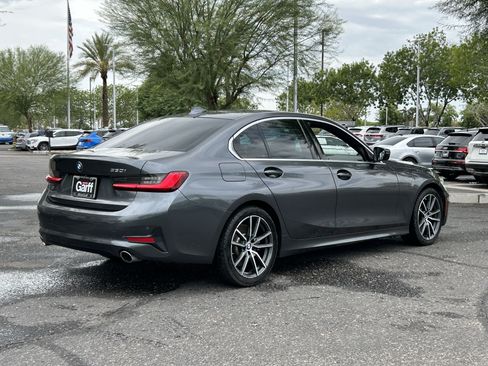 Used 2020 BMW 330i Sedan w/ Convenience Package RWD image 4
