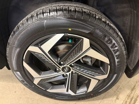 Certified 2022 Hyundai Tucson Limited image 19