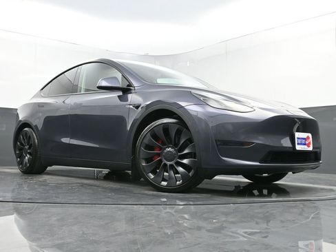Used 2022 Tesla Model Y Performance AWD/4WD image 21