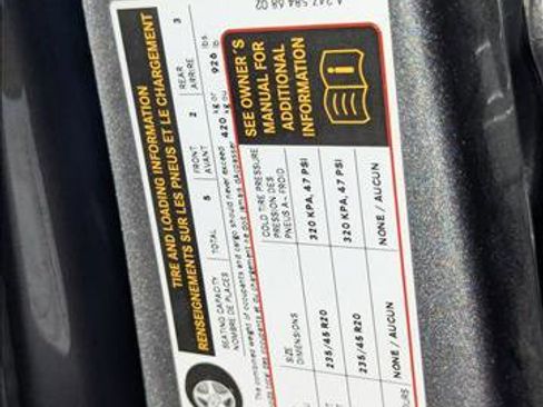 Certified 2023 Mercedes-Benz GLB 250 image 21