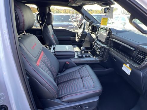 New 2025 Ford F150 Lariat w/ Equipment Group 501A Mid image 27