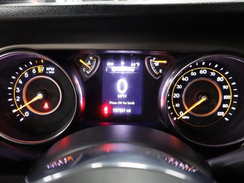 Used 2020 Jeep Gladiator Sport w/ Quick Order Package 24S AWD/4WD image 16
