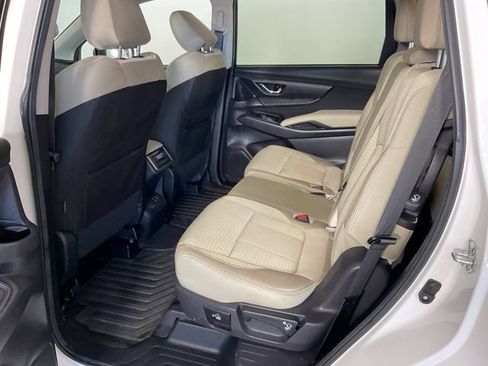 Used 2024 Subaru Ascent Premium w/ Convenience Package AWD/4WD image 21