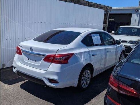 Used 2019 Nissan Sentra S FWD image 41