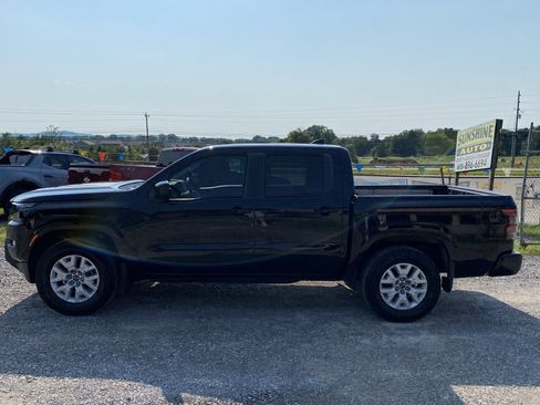 Used 2022 Nissan Frontier SV RWD image 8