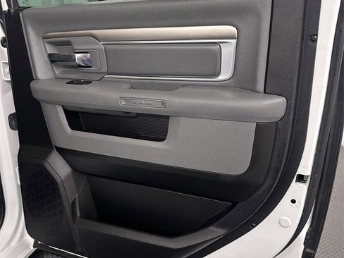 Used 2017 RAM 1500 Big Horn image 33