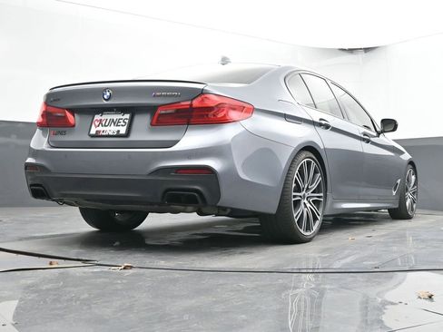 Used 2018 BMW M550i xDrive image 28