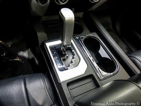 Used 2018 Toyota Tundra Limited image 19
