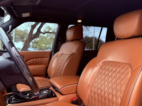 Used 2021 INFINITI QX80 Sensory w/ All-Season Package RWD image 24