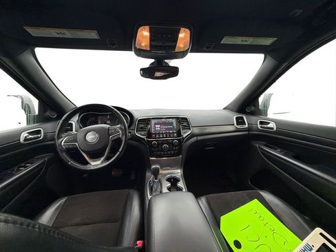 Used 2020 Jeep Grand Cherokee Altitude image 9